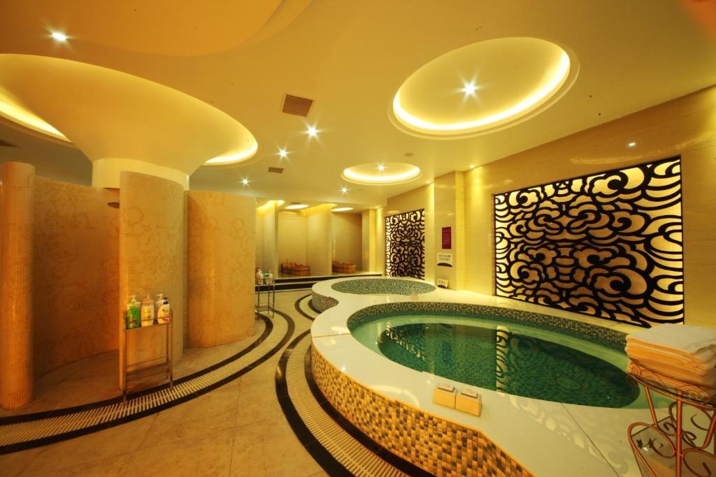 Xiongzhao Grand Hotel Weishan Tali Kültér fotó